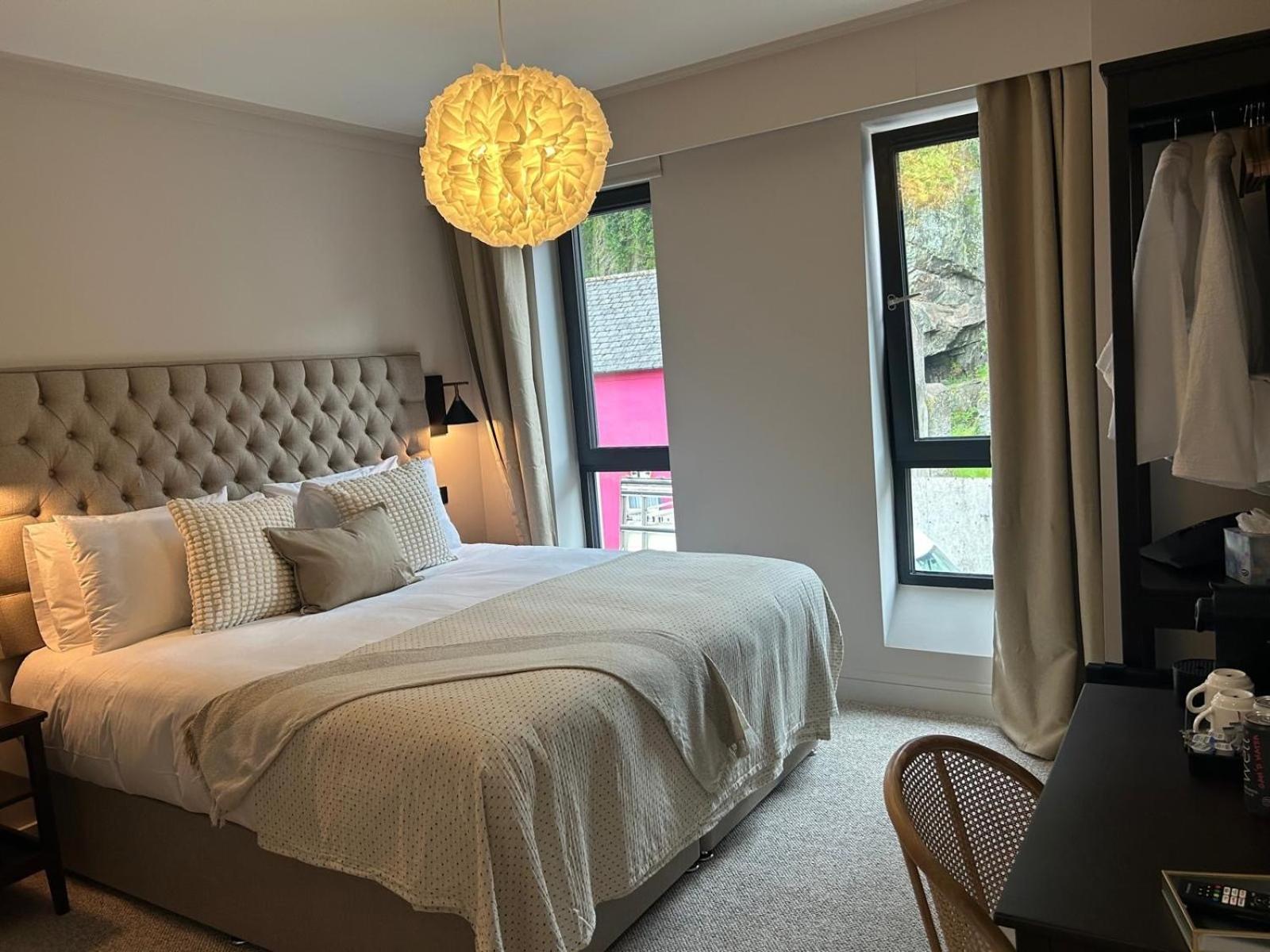 The Glen Quarter Hotell Kinsale Eksteriør bilde